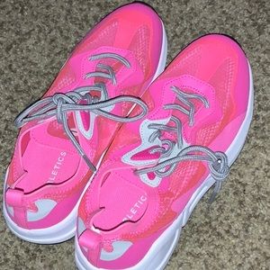 NWOT  Fabletics sneaker w7.5 see thru like upper panel pink, NEVER WORN